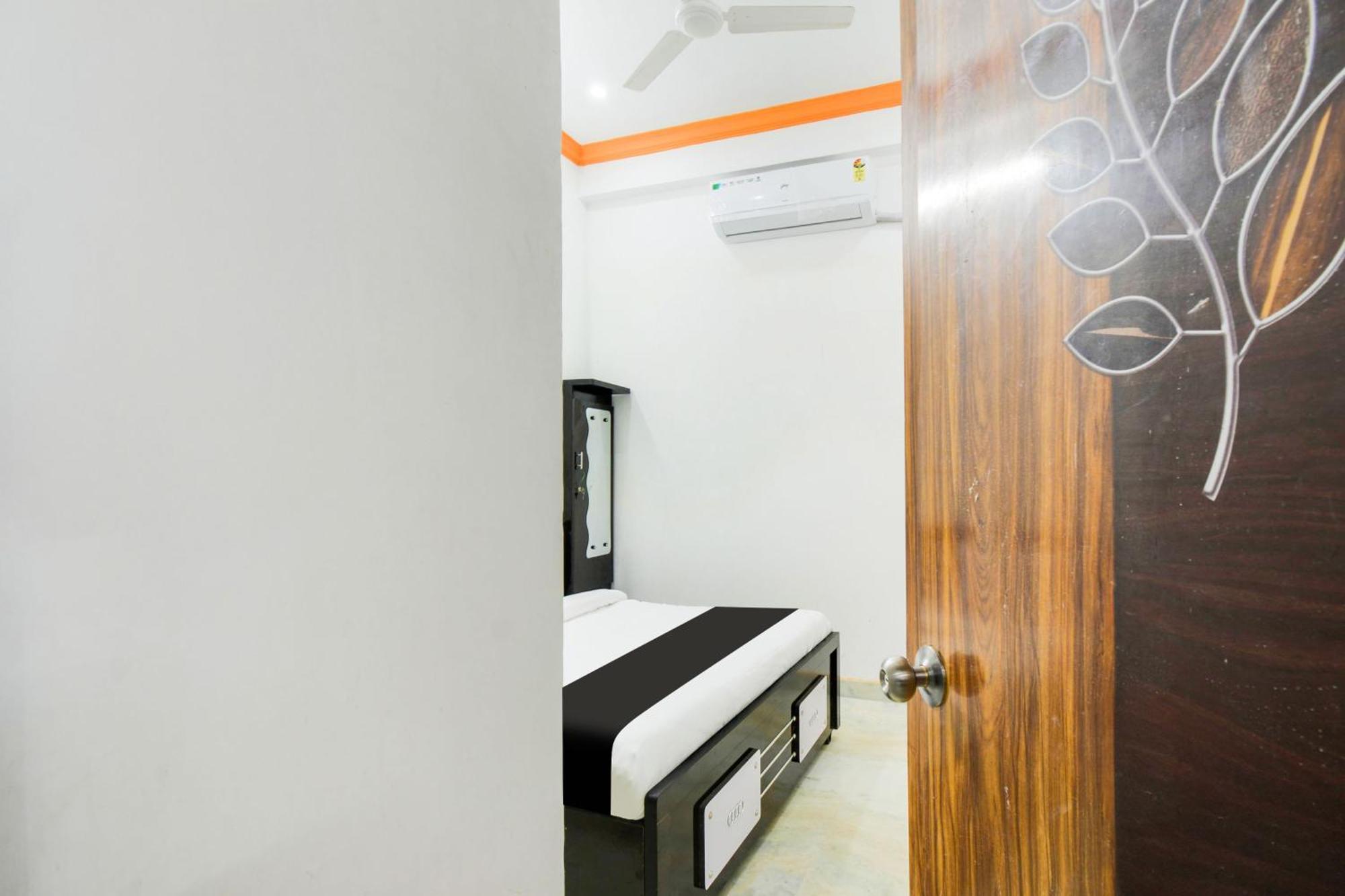 O Chandra Hotel